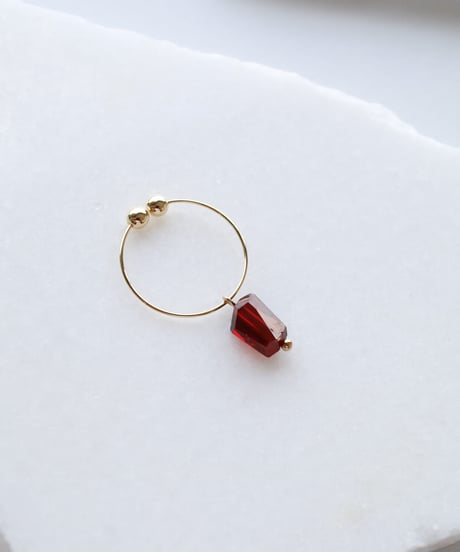 GARNET ONE EARRING