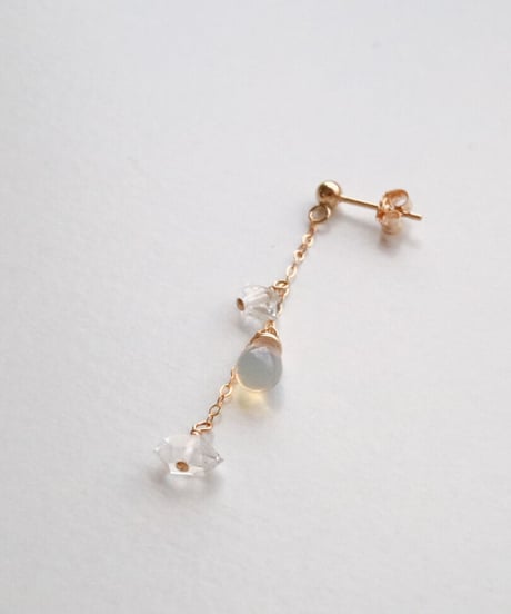 HARKIMER OPAL SHORT PIERCE
