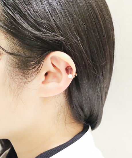 TOW EARRING