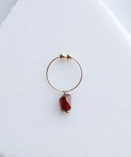 GARNET ONE EARRING