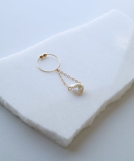 PITAL SHORT EARRING