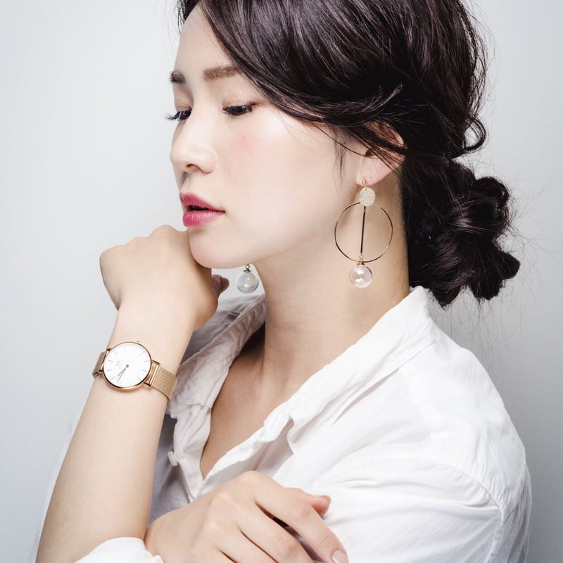 しゃぼんドームとゴールドフープの大ぶりピアス/イヤリング | hyu-na 