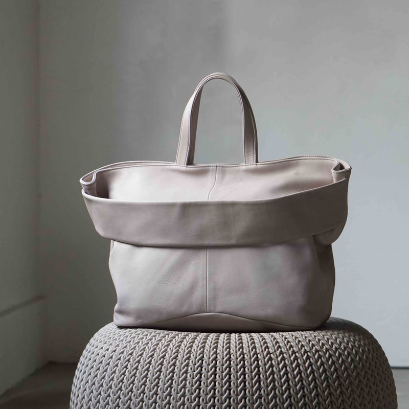 シルキータッチしっとりレザー⁂軽く柔らかい袋2WAYトートバッグ