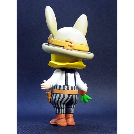 ポップマート　MOLLY スチームパンクシリーズ「Rabbit Molly-Kiki」