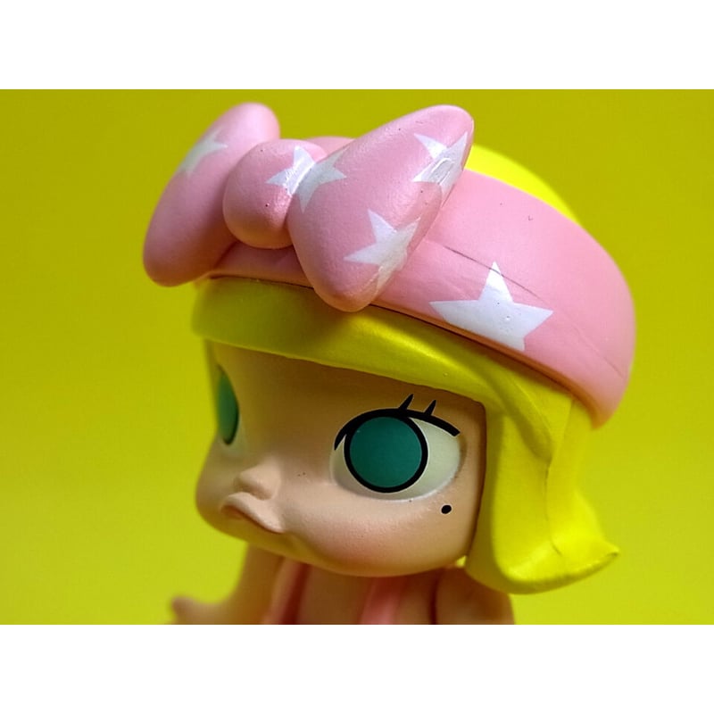 デザイナーズトイ 末那末匠 ポップマート  Molly フィギュア C デザイナーズトイ 末那末匠 ポップマート Molly フィギュア C
