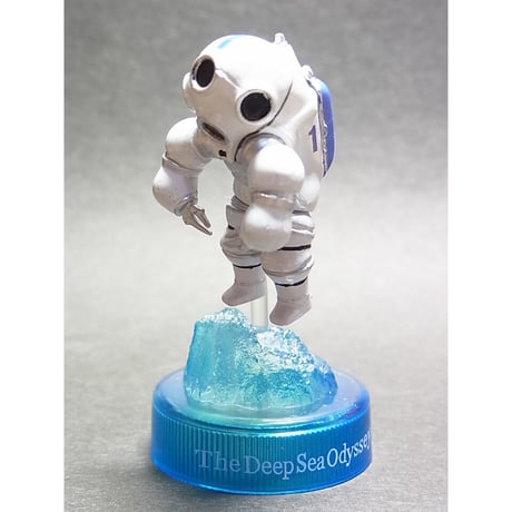 ダイドーMIU深海生物2フィギュアコレクション　海洋堂ホビーロビー・ファミリーマート限定　深海探査服（ホワイト・オレンジ・イエロー）3色セット