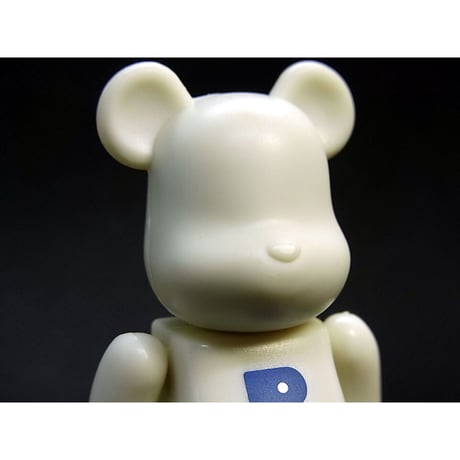 BE@RBRICK シリーズ4・ BASIC/ベーシック「R」・B@-031