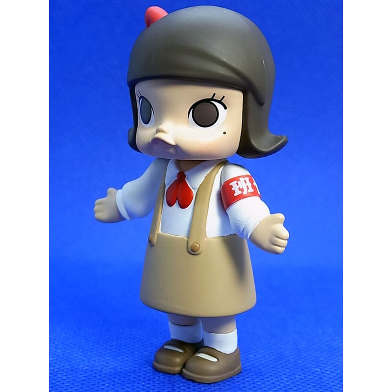 デザイナーズトイ 末那末匠 ポップマート Molly フィギュア B