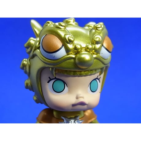 ポップマート　MOLLY 宮廷瑞獣シリーズ「金獅」