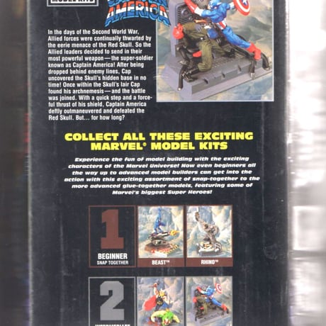 送料無料【輸入モデル】キャプテン・アメリカ 対 レッド・スカル　１／１２スケール ジオラマモデル