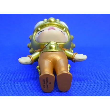 ポップマート　MOLLY 宮廷瑞獣シリーズ「金獅」