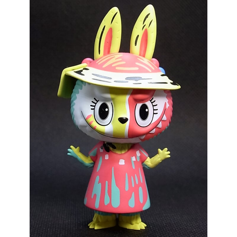 ポップマート LABUBU ザ・モンスターズアートシリーズ「 FEMME AU