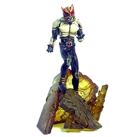 仮面ライダークウガ | STORES 仮面ライダークウガ | STORES