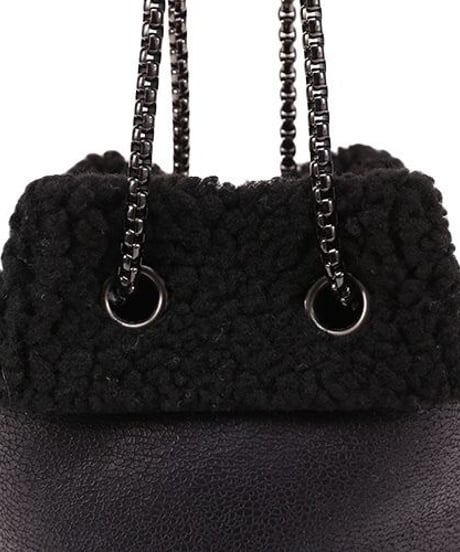 CHAIN HAND BAG