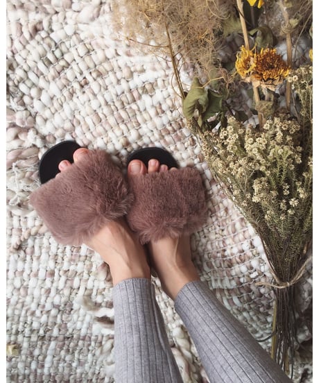 FAKE FUR SANDALS