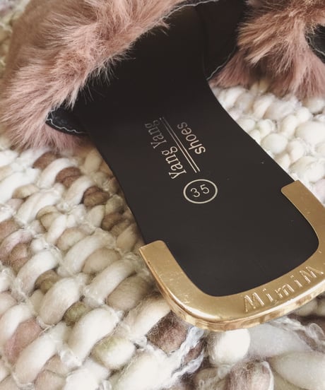 FAKE FUR SANDALS