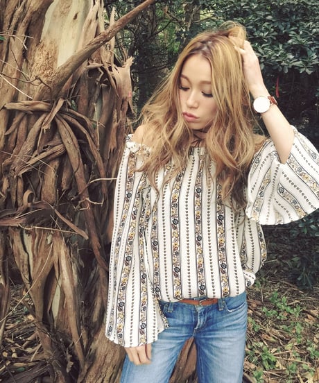 OFF SHOULDER TOPS