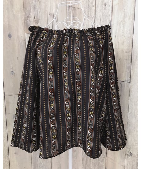OFF SHOULDER TOPS