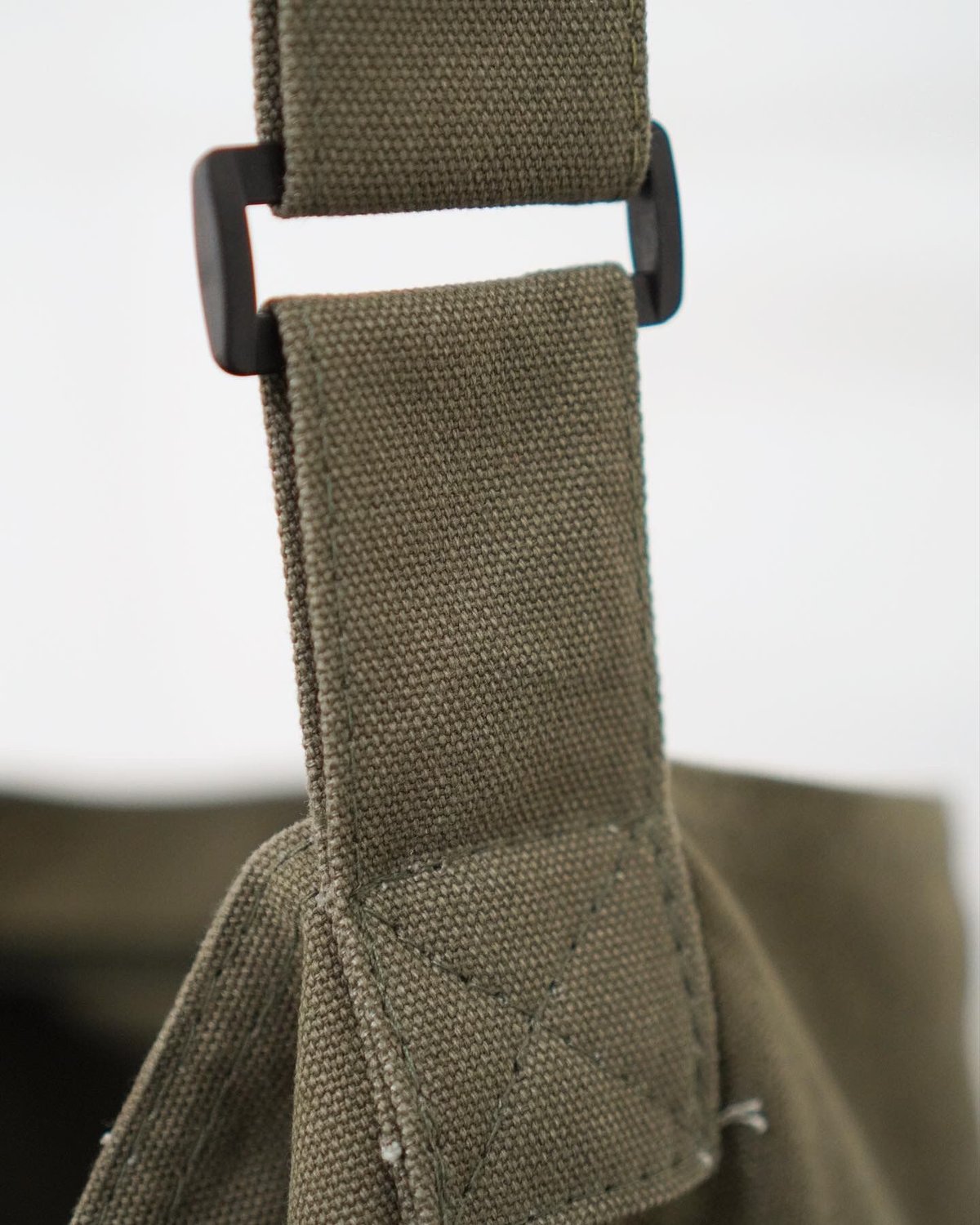 CANVAS SHOULDER BAG Sun Vivian