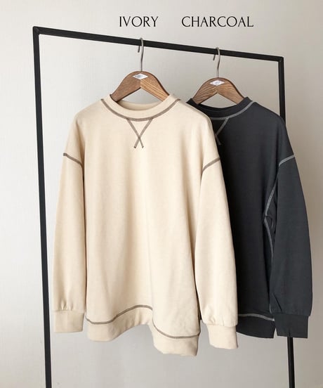 STITCH SWEATSHIRT