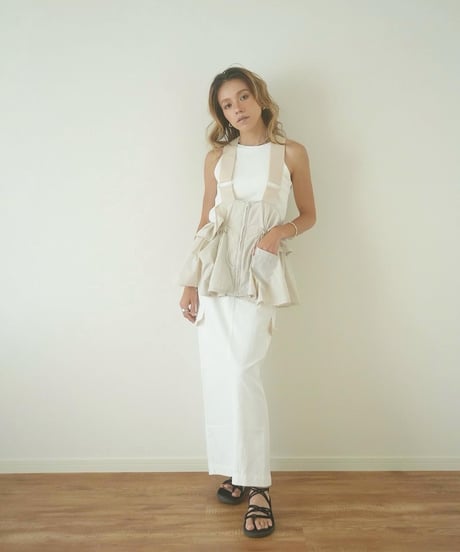 DRAWSTRING FRILL VEST