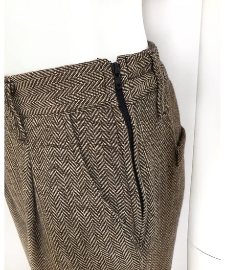 TUCK TAPERED PT