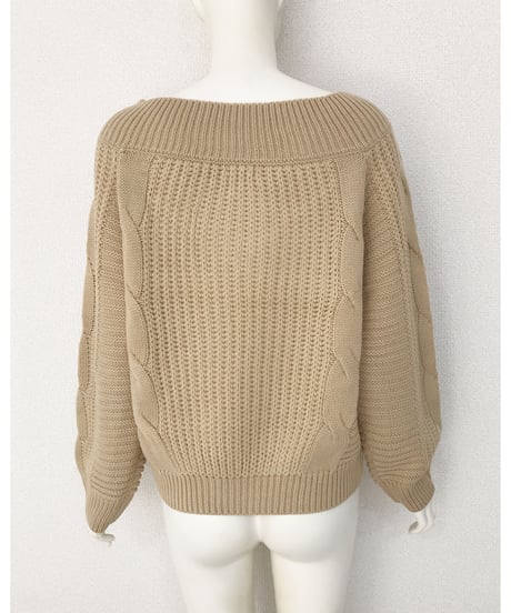 CABLE VNECK KNIT