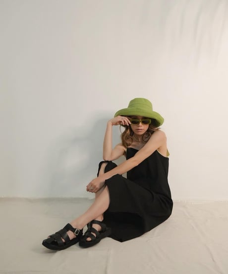 WIDE BRIM HAT