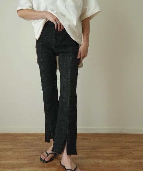SLIT DENIM PANTS
