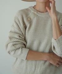 DESIGN BOTTON KNIT