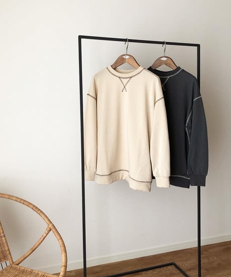 STITCH SWEATSHIRT