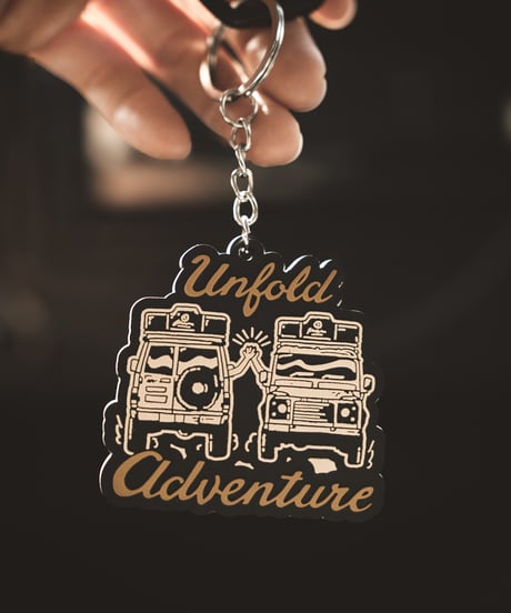 UNFOLD ADVENTURE KEYCHAIN