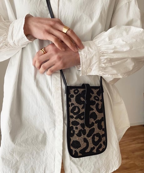 LEOPARD SHOULDER