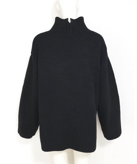HIGH NECK KNIT