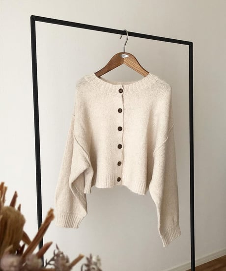 KNIT CARDIGAN