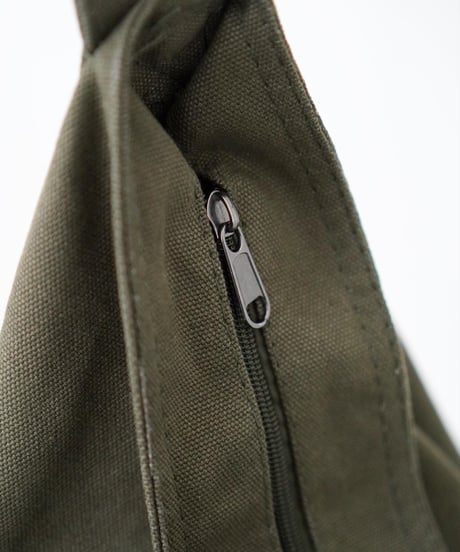 CANVAS SHOULDER BAG