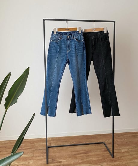 SLIT DENIM PANTS