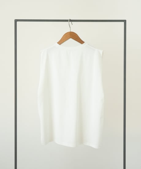OVER SLEEVELESS TOPS