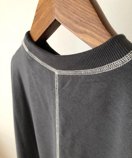 STITCH SWEATSHIRT