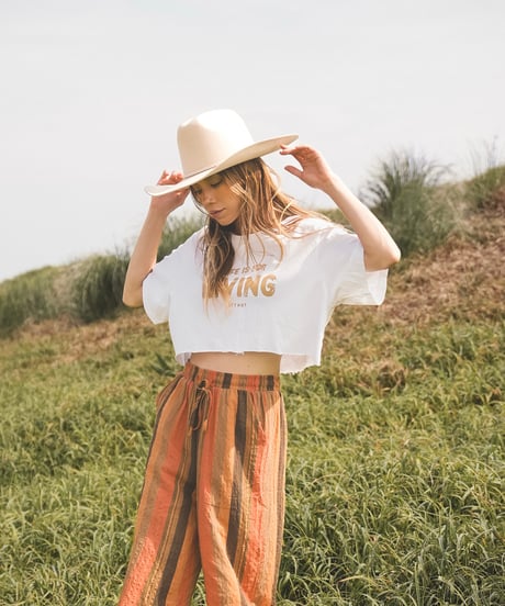 LIFE IS FOR LIVING CROPPED T-SHIRT