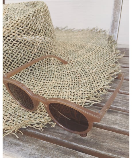 COLOR SUNGLASSES