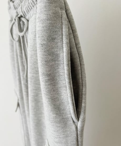 SWEAT PANTS