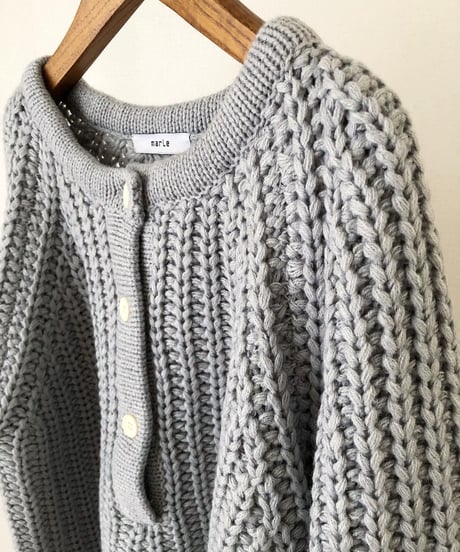 BULKY KNIT TOPS