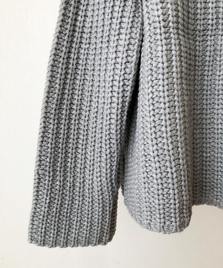 BULKY KNIT TOPS