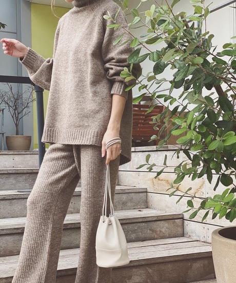 BUCKET BAG
