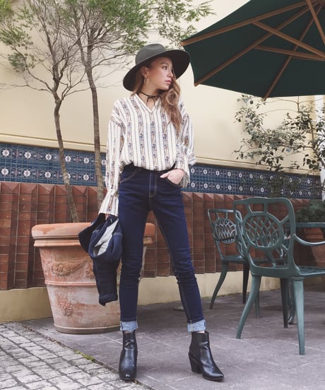 CANDY SLEEVE BLOUSE