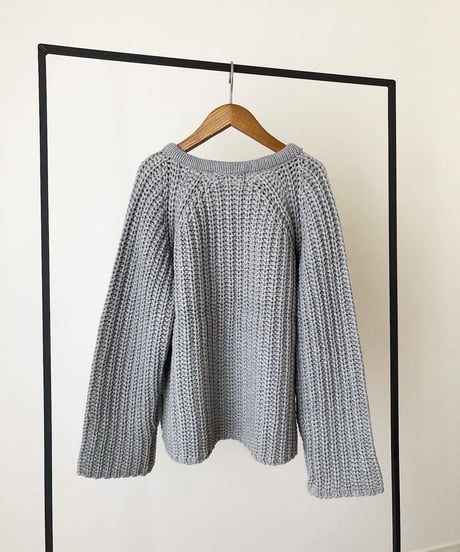 BULKY KNIT TOPS