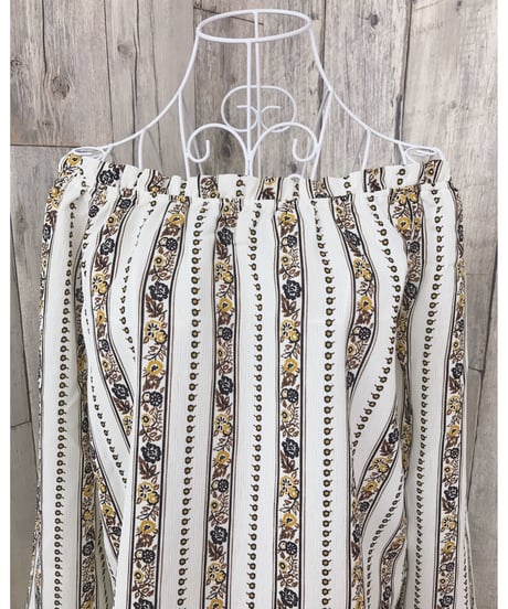 OFF SHOULDER TOPS