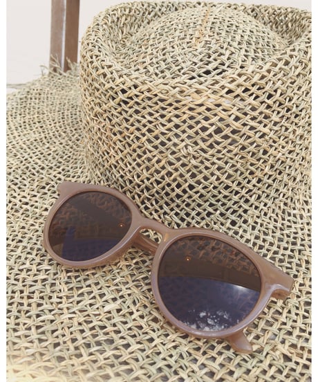 COLOR SUNGLASSES