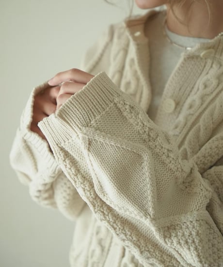 CABLE KNIT CARDIGAN